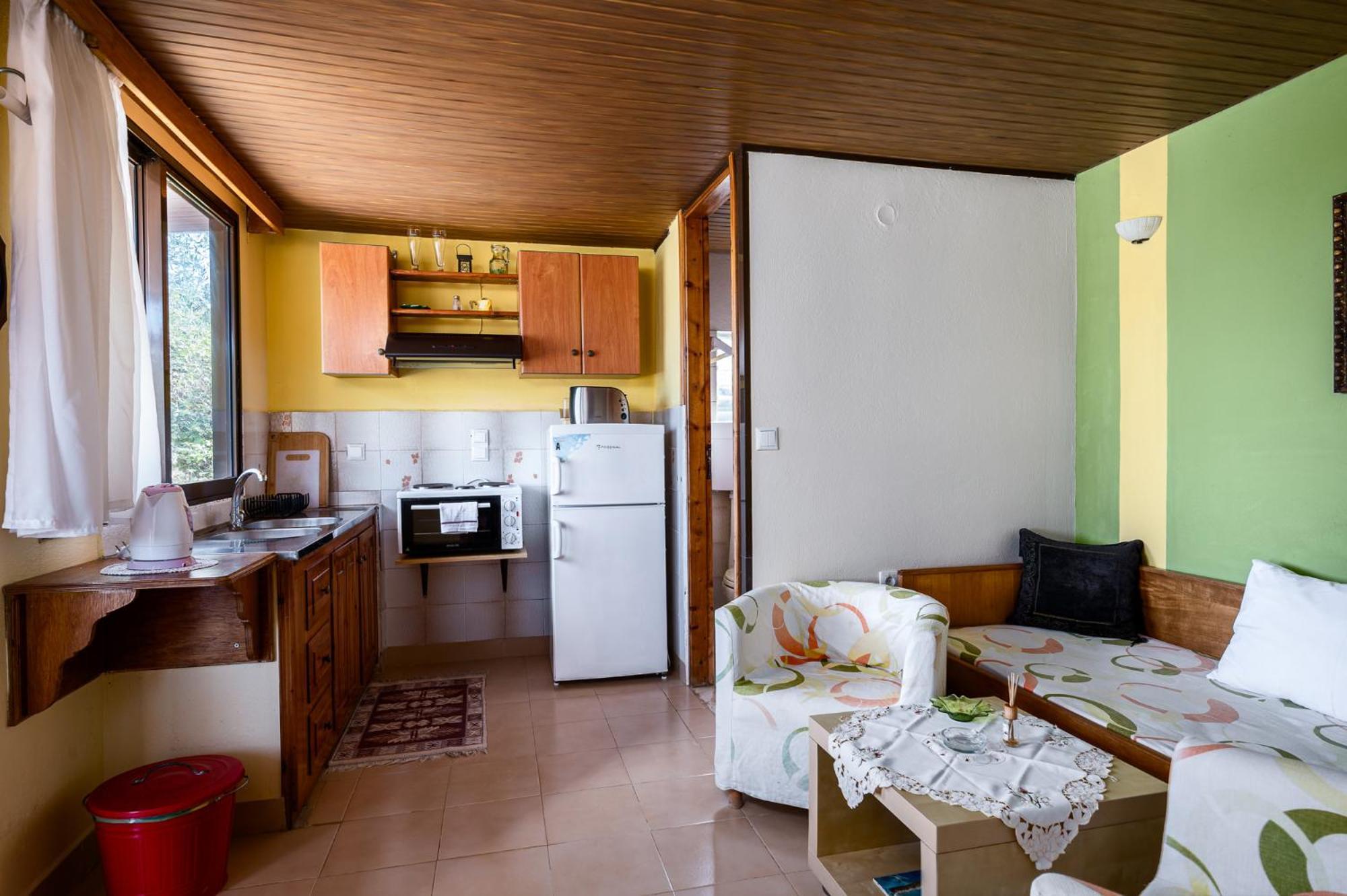 Agaloula Centrally Located Apartments, Lakka エクステリア 写真