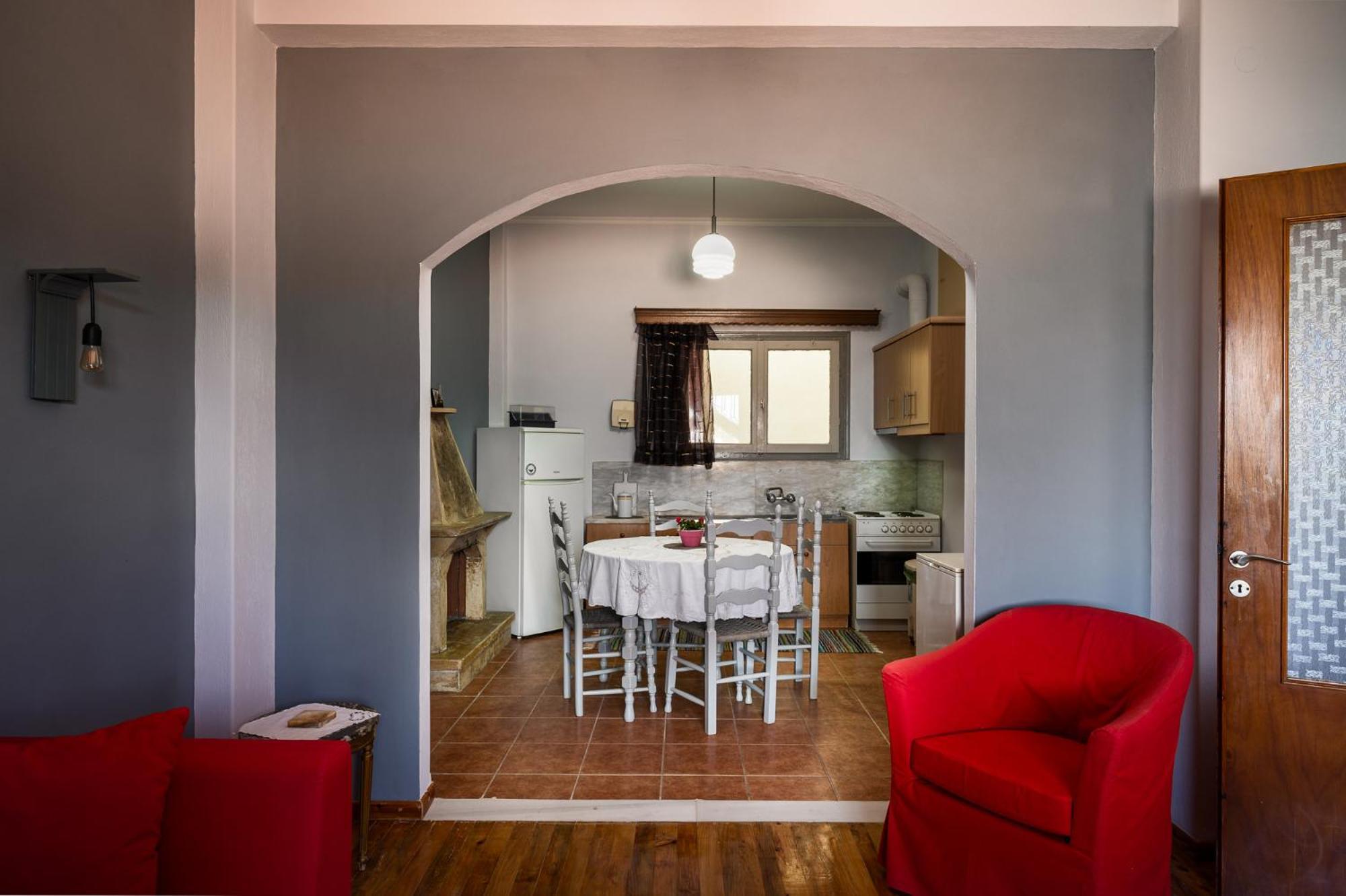 Agaloula Centrally Located Apartments, Lakka エクステリア 写真